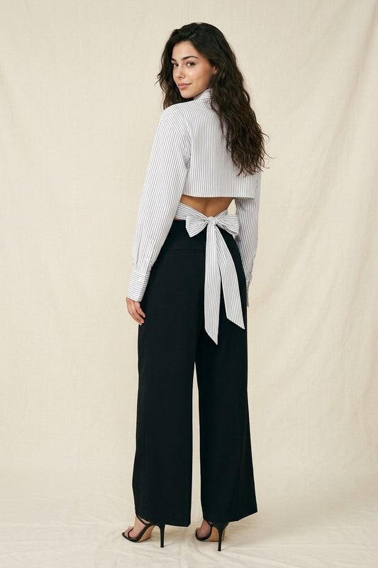 Peek-a-Bow top